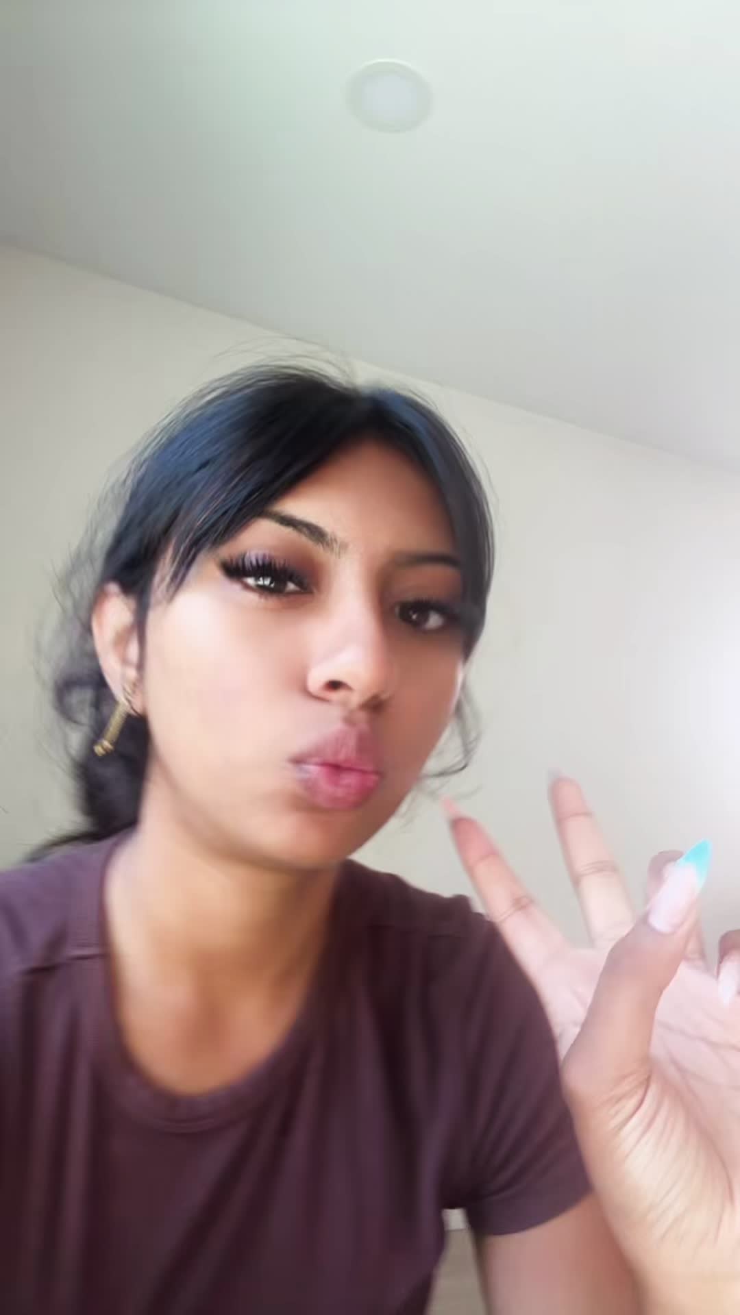 @user103794719018