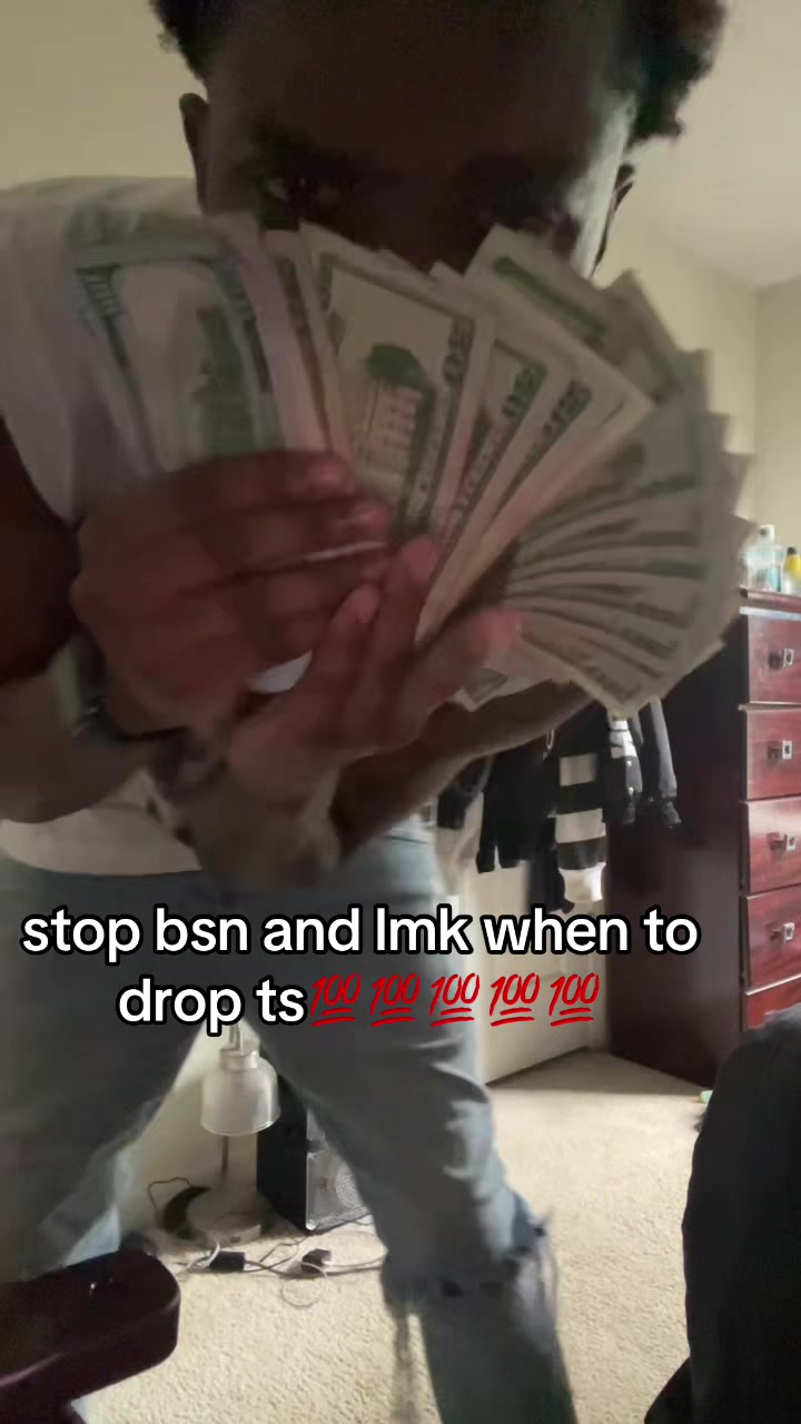 @🏃🏾💵