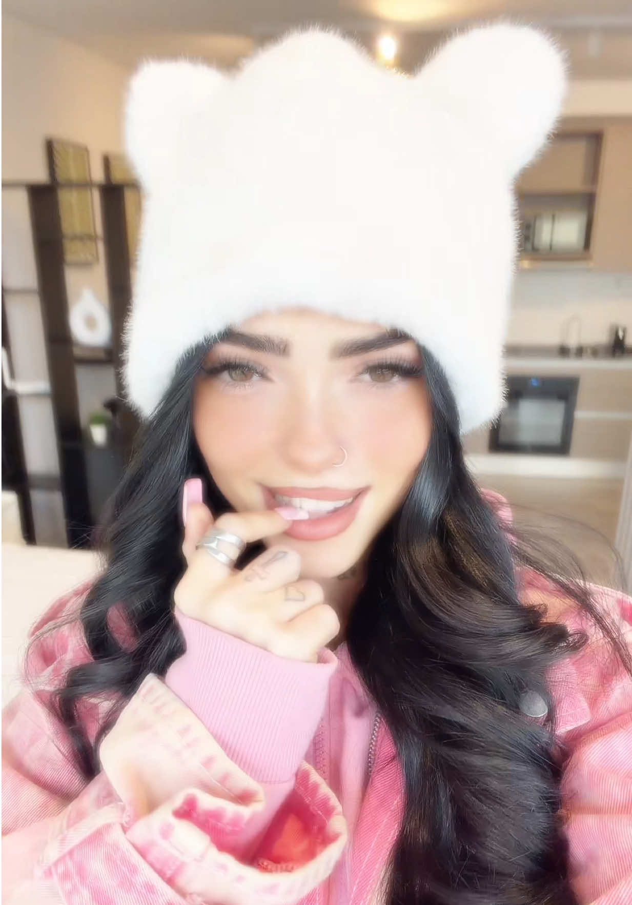 @Valentina Goldzen