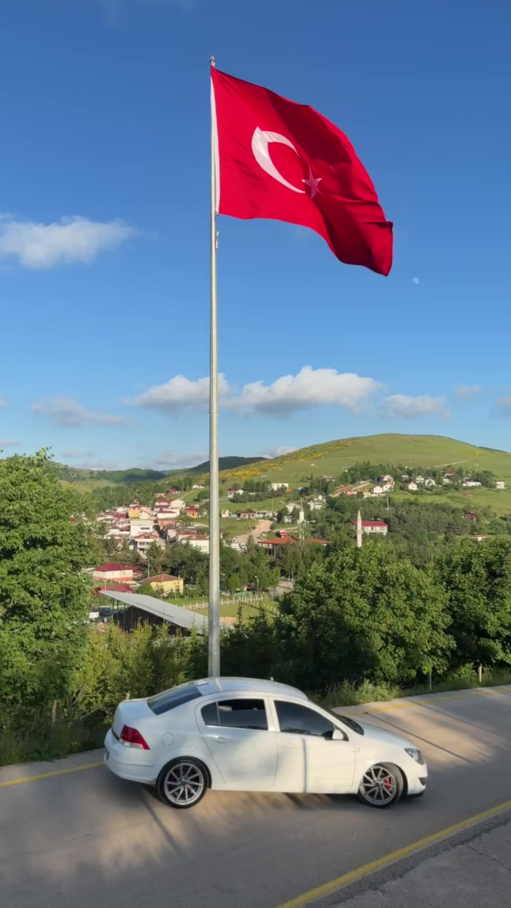 @emircan. 52