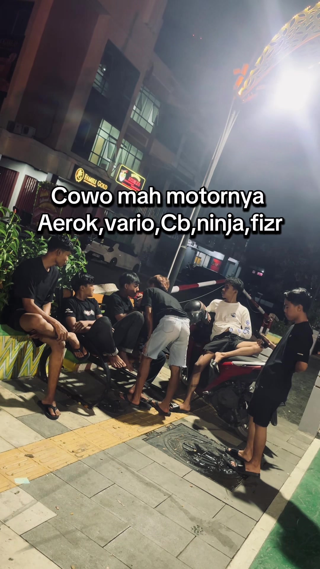 @w𝖆𝖆𝖓𝖘.