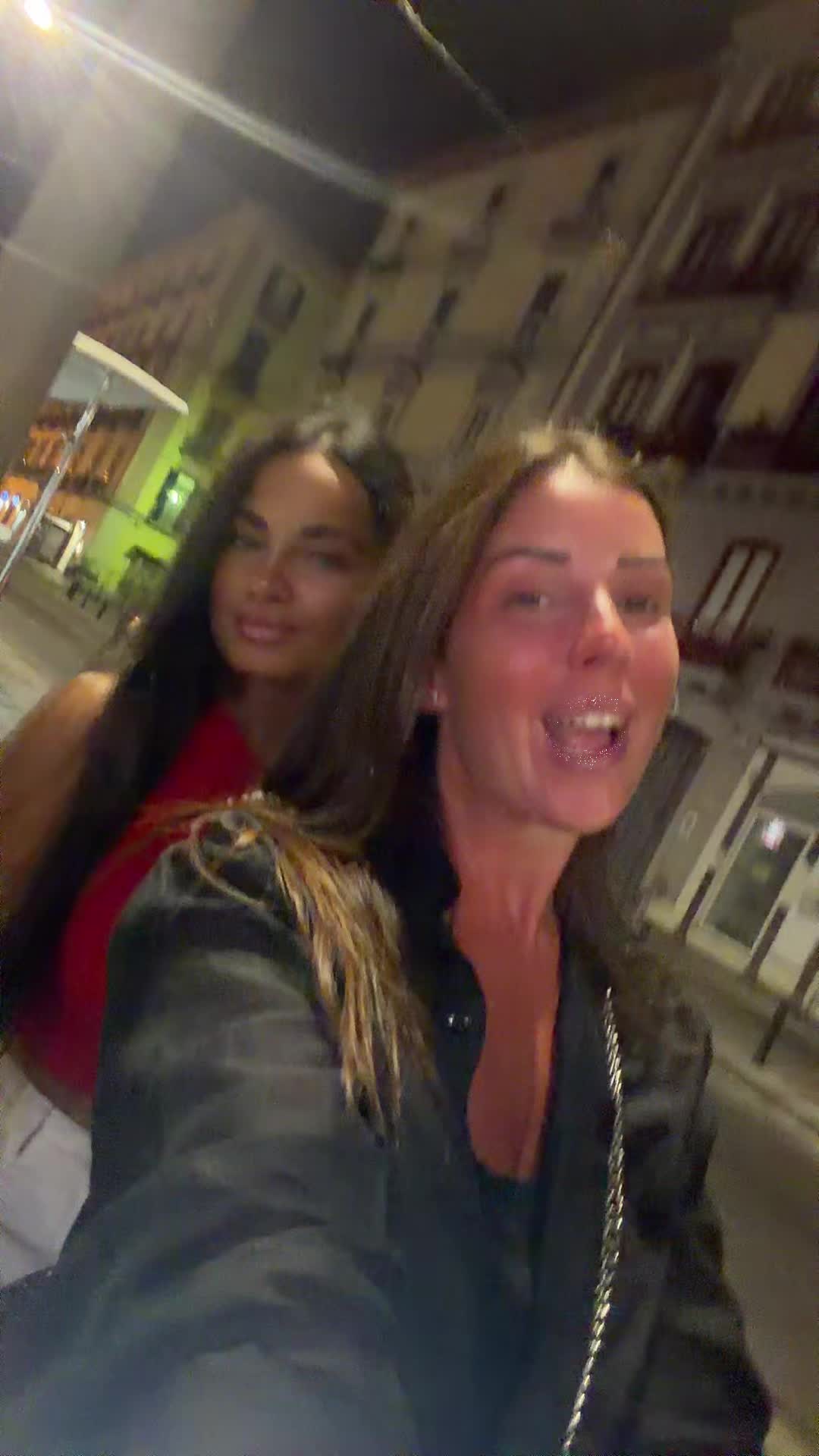 @KatiaConte