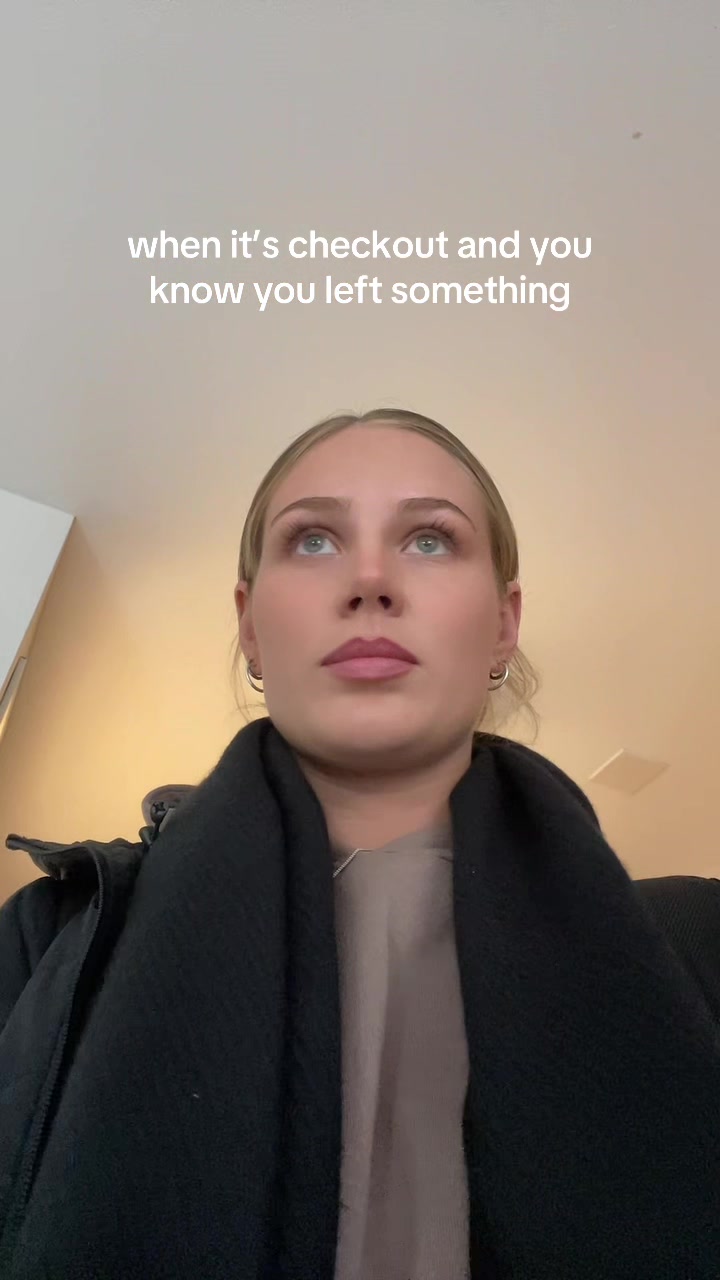 @roseisaway