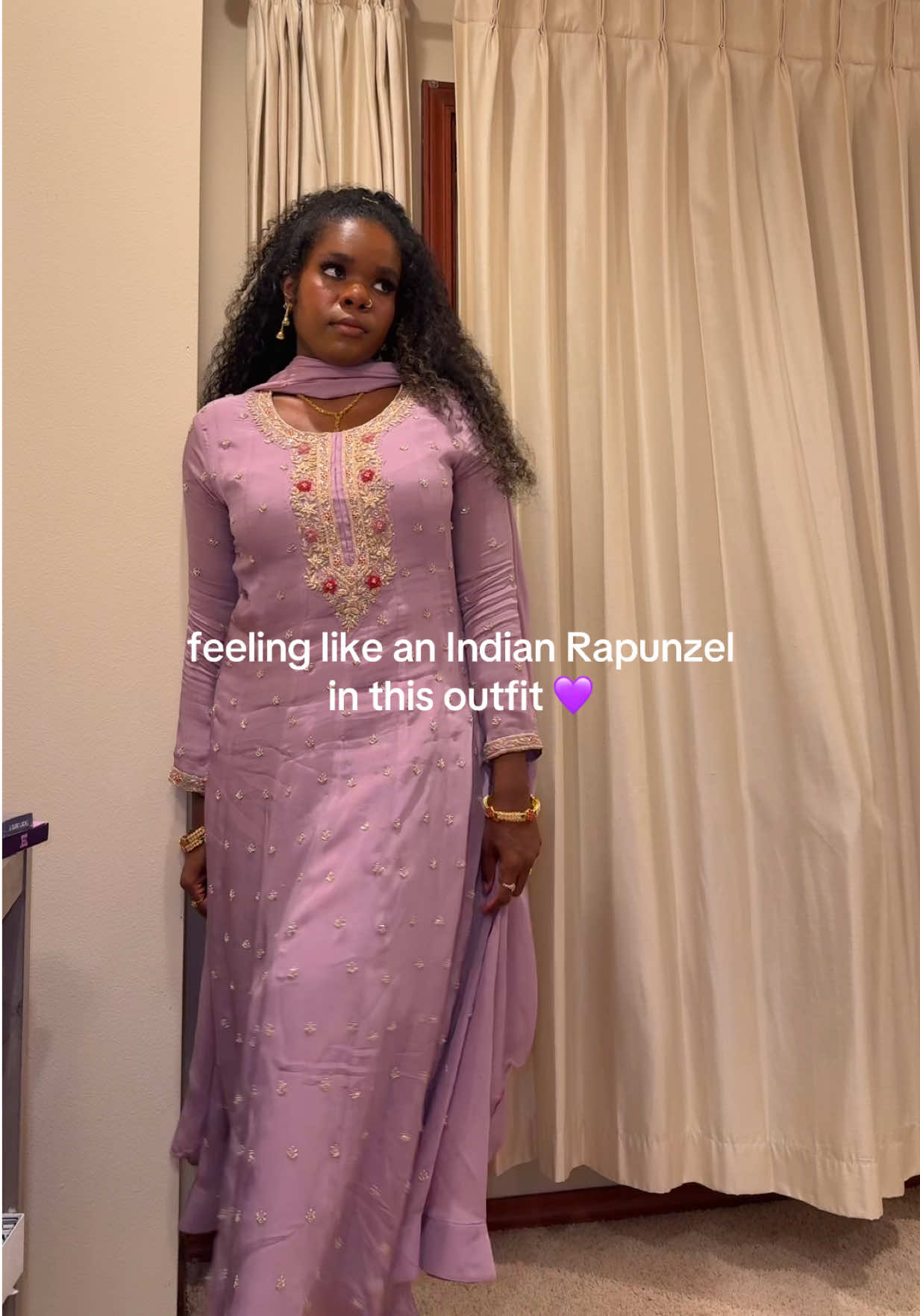 @Nicole Anjali 🇮🇳