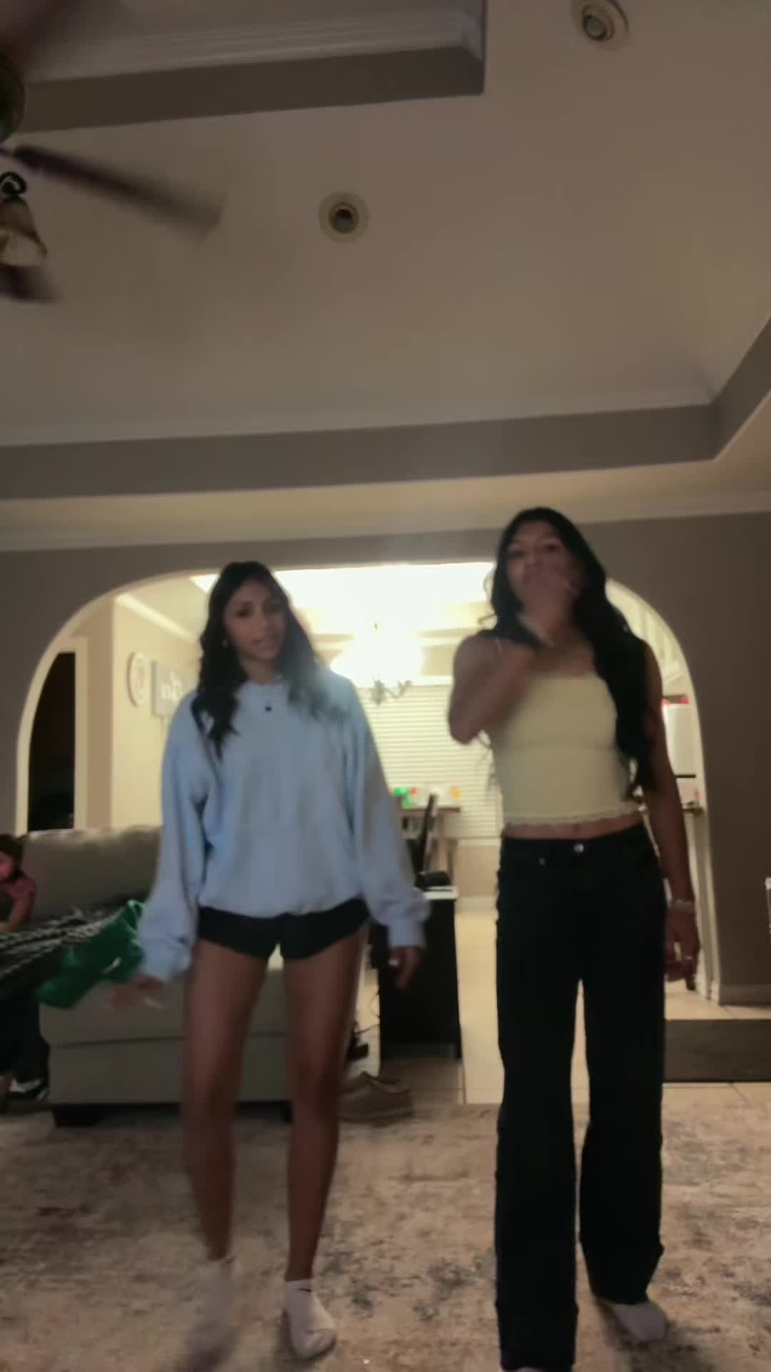 @ilovechipotle.7