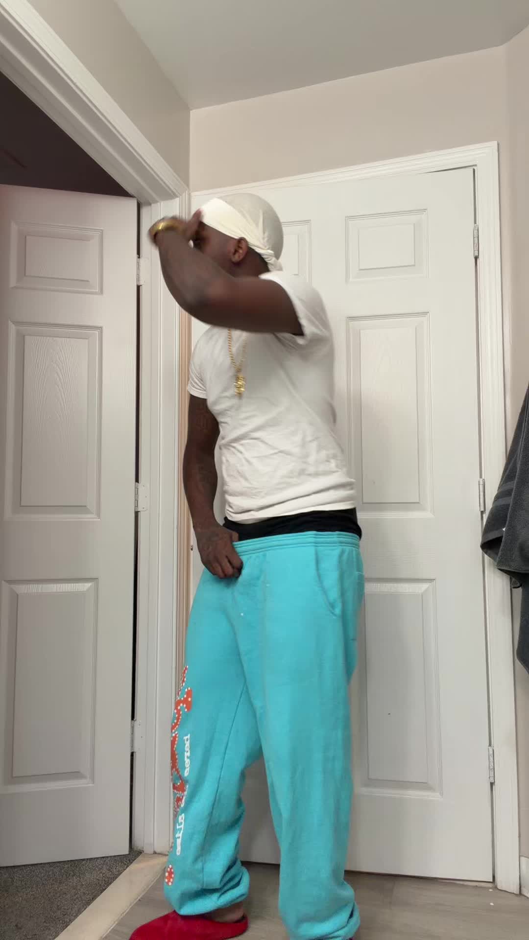 @Unknown 🤷🏽♂️?