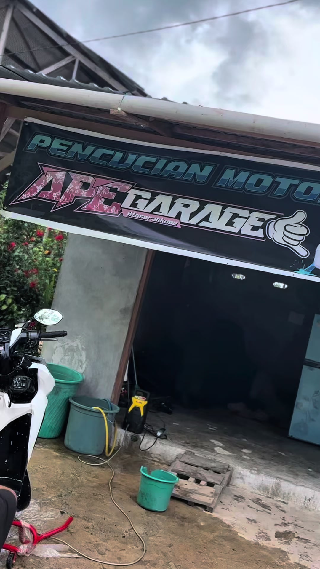 @ape garage wash