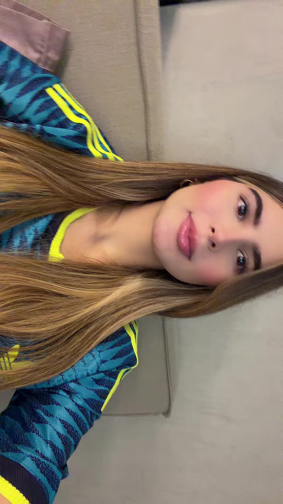 @Fabiana R