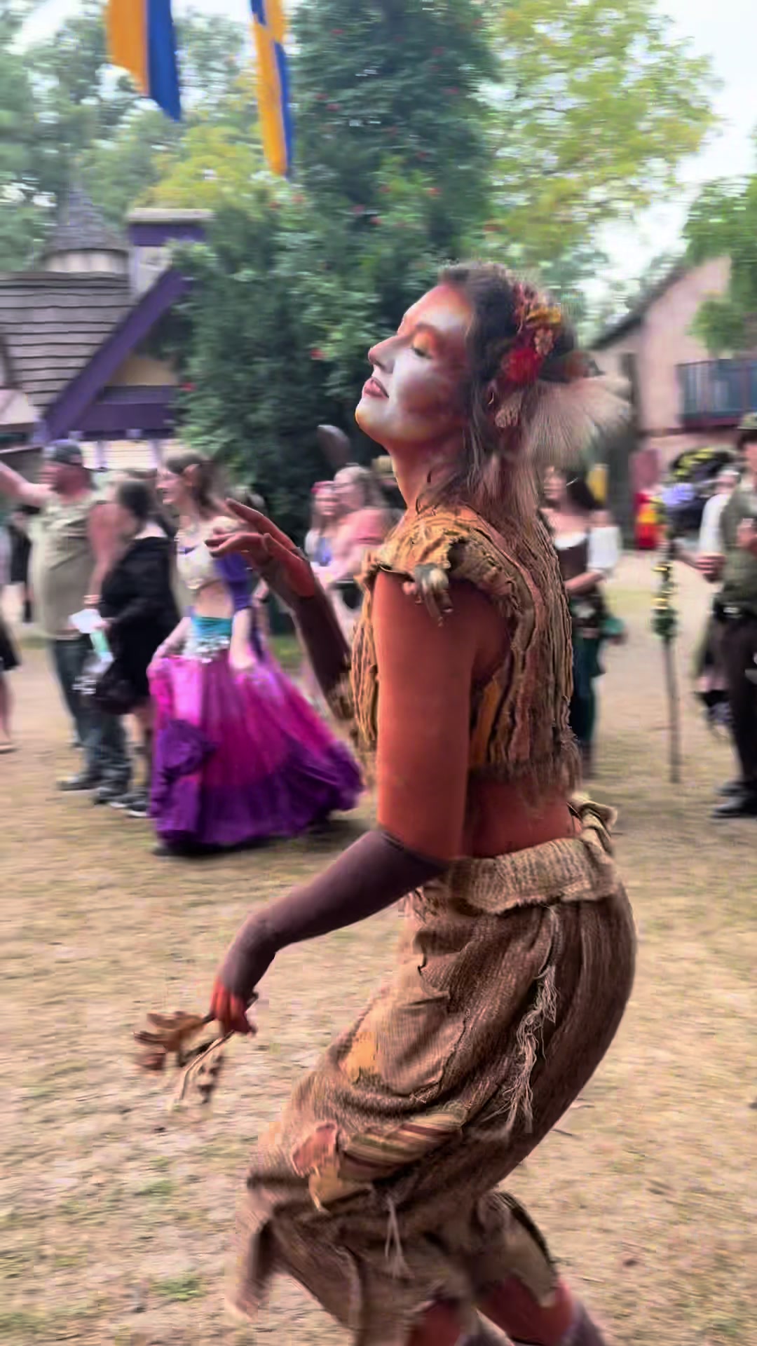 @Renfair.com
