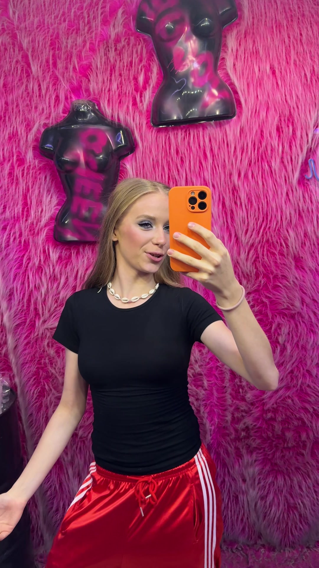 @_dewyla_ananko