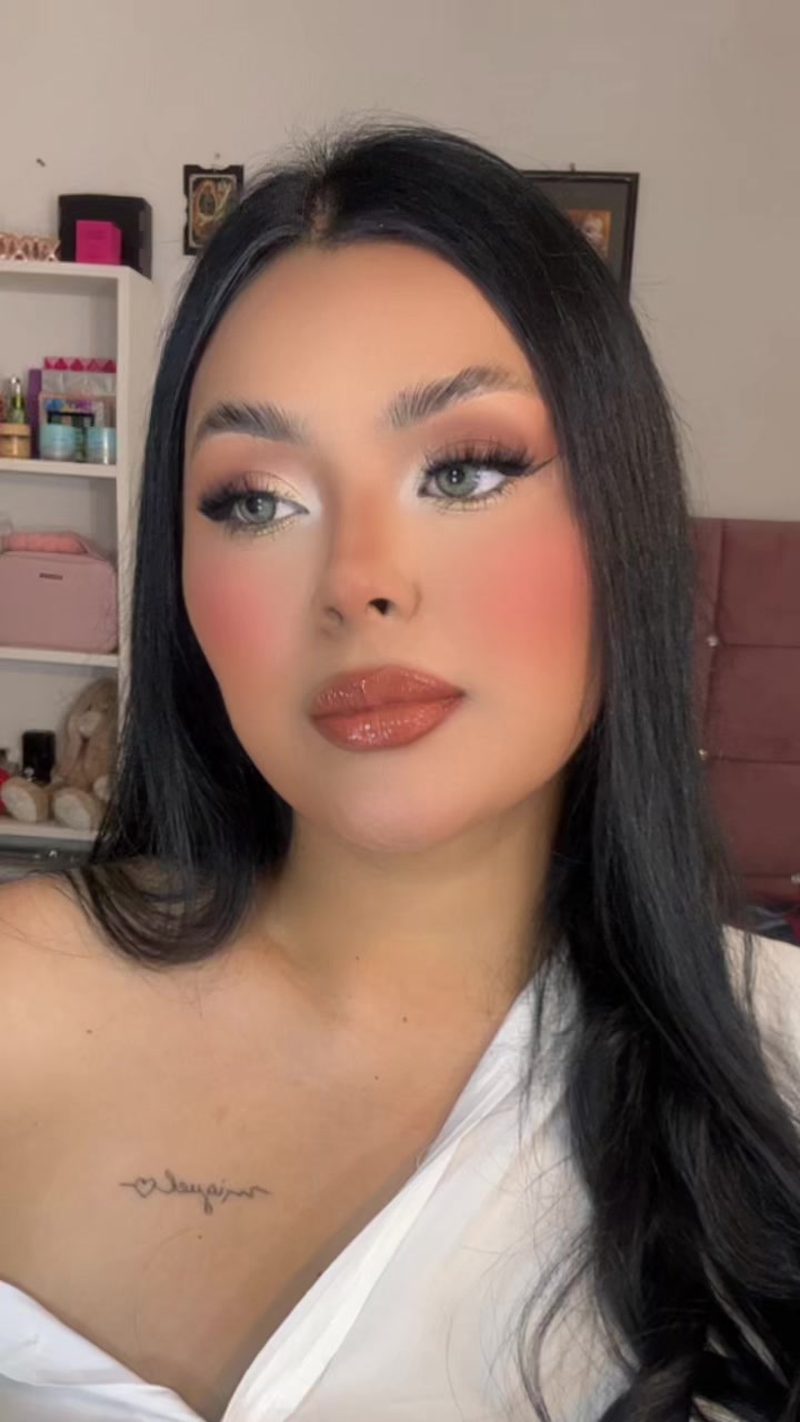 @Angie 💕