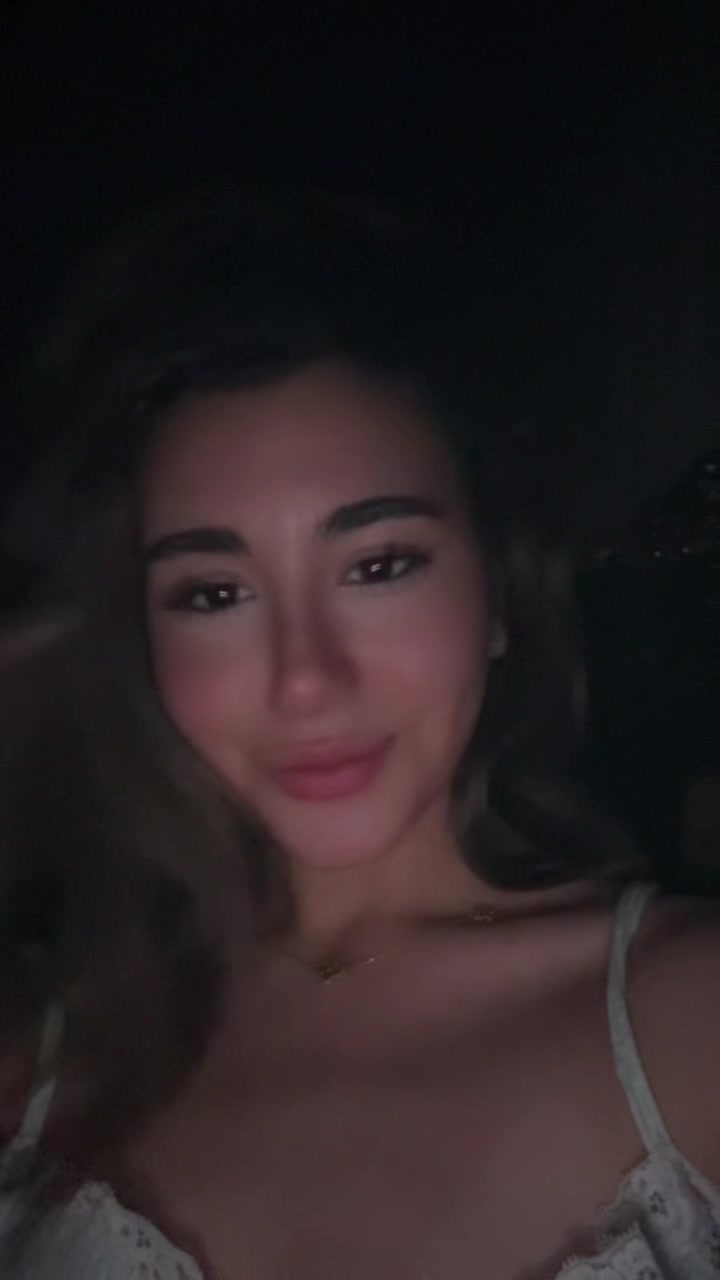 @shainashafiie