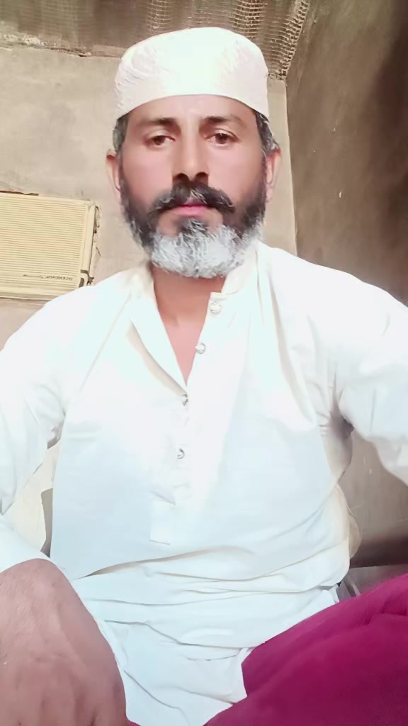 @غلام اكبر