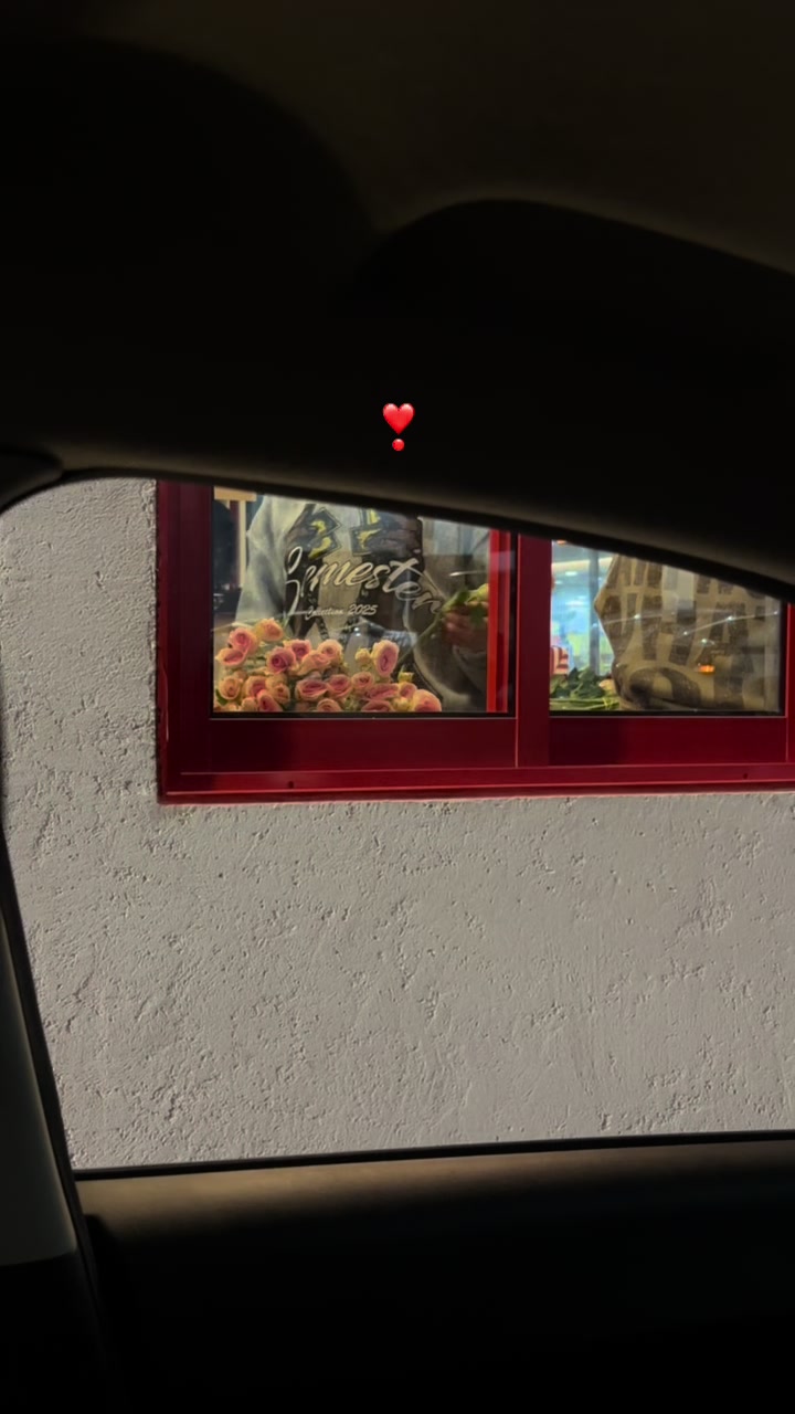 @𝙴 𝙻 𝙰 𝙵 𐂂