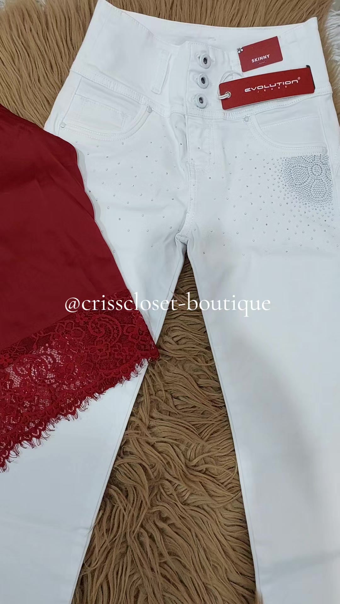 @criss closet-boutique