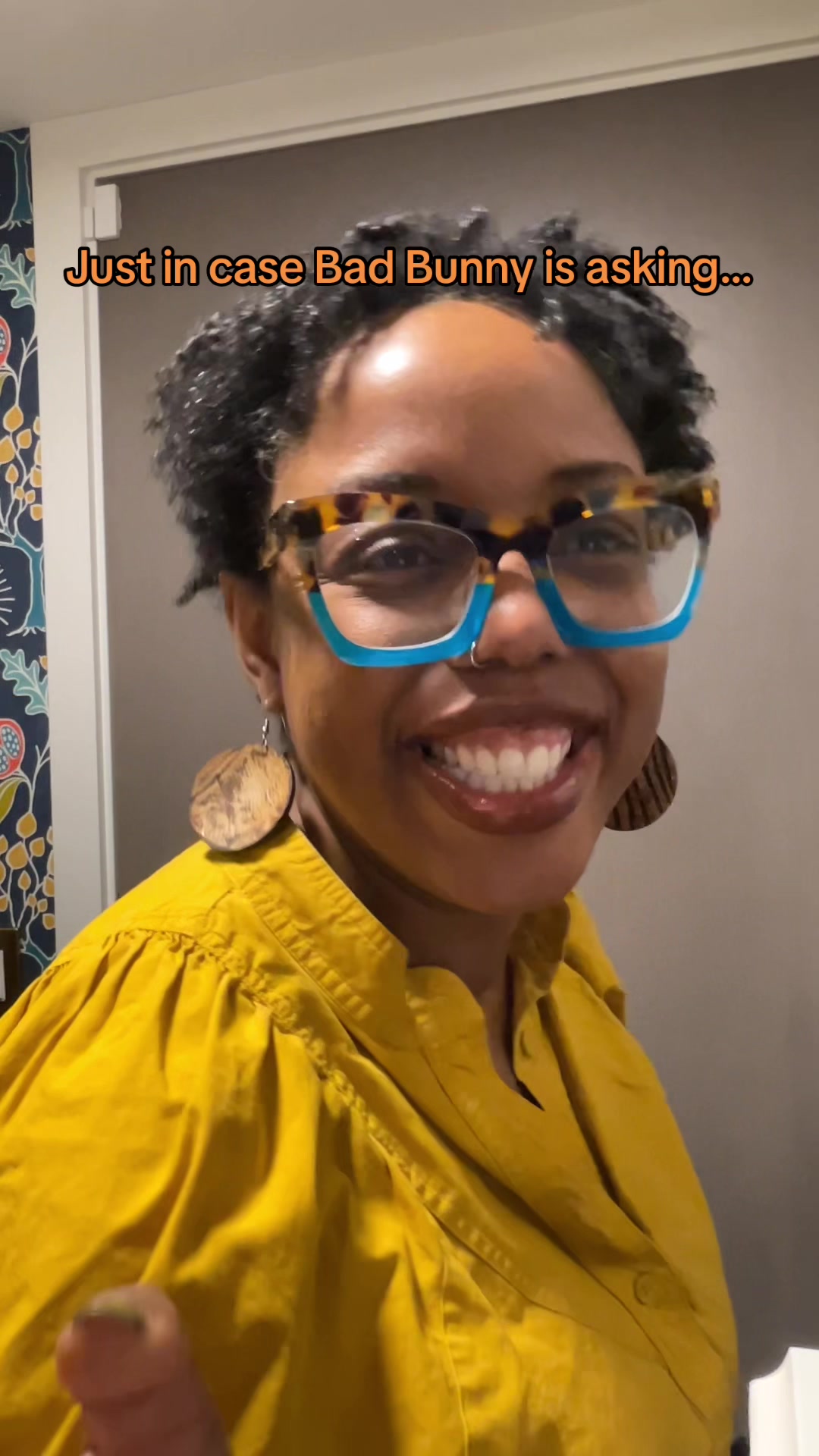 @nadialhohn_author