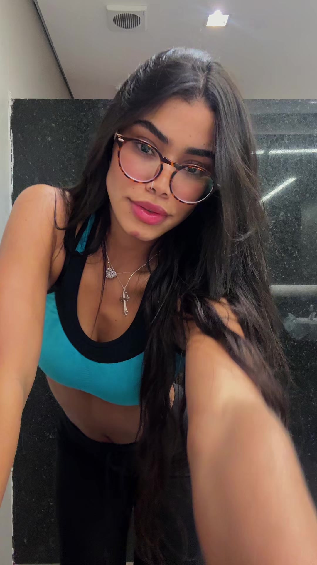 @Emiireis