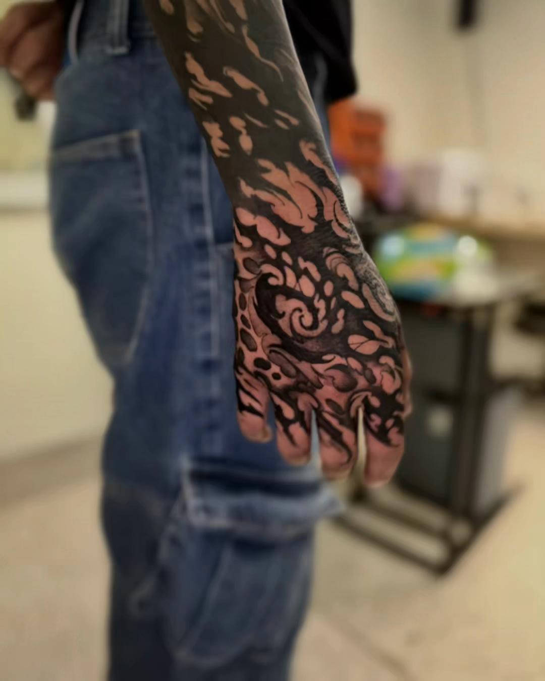 @Ordinary tattoo