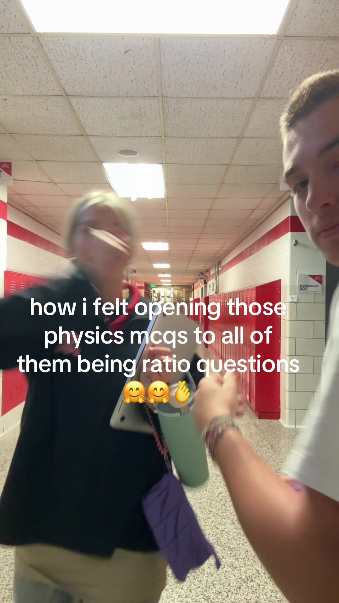 @hi