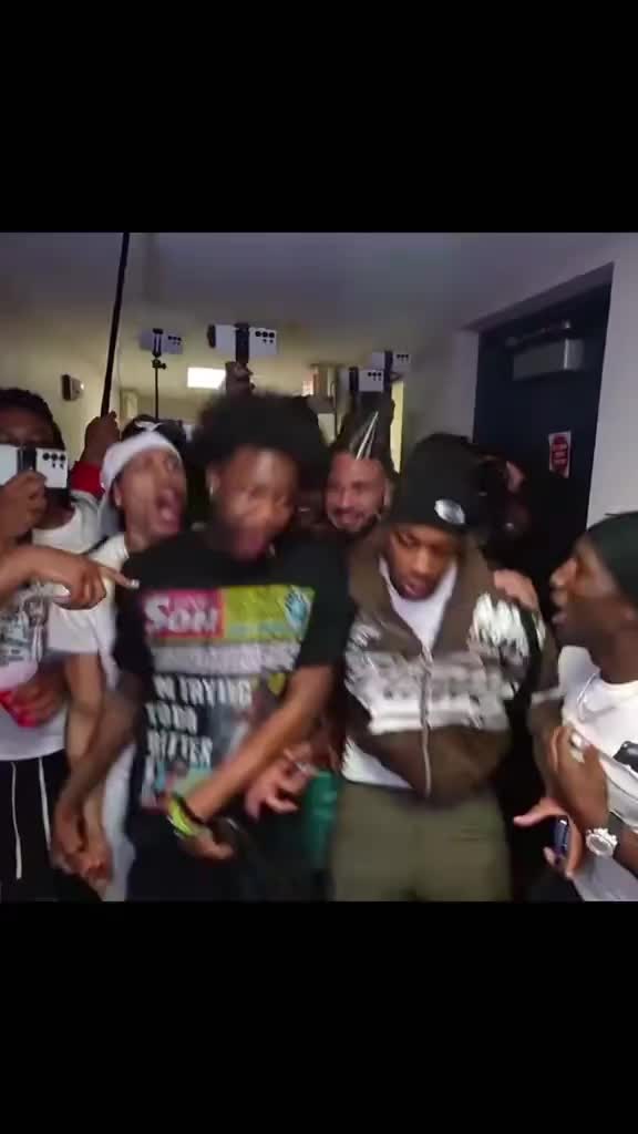 @SparkSquadd