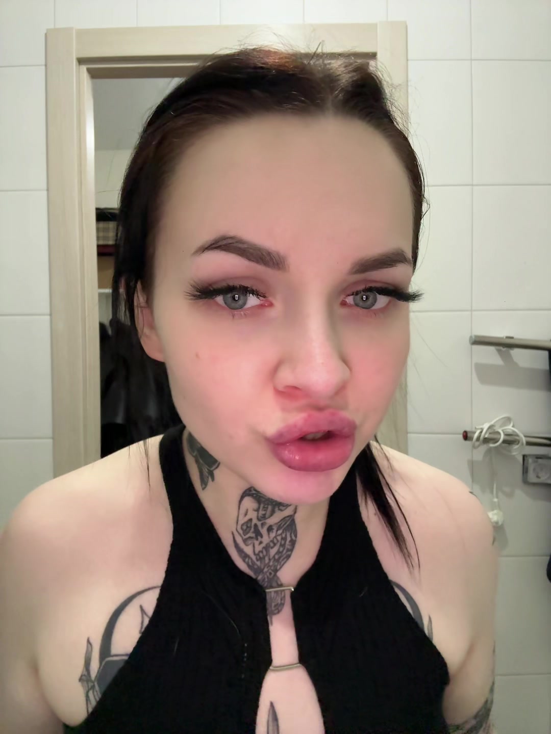@Настенька 🍷✨