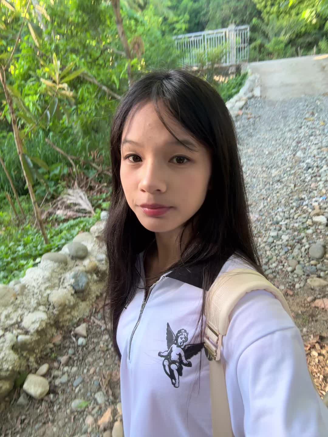 @litchownie.