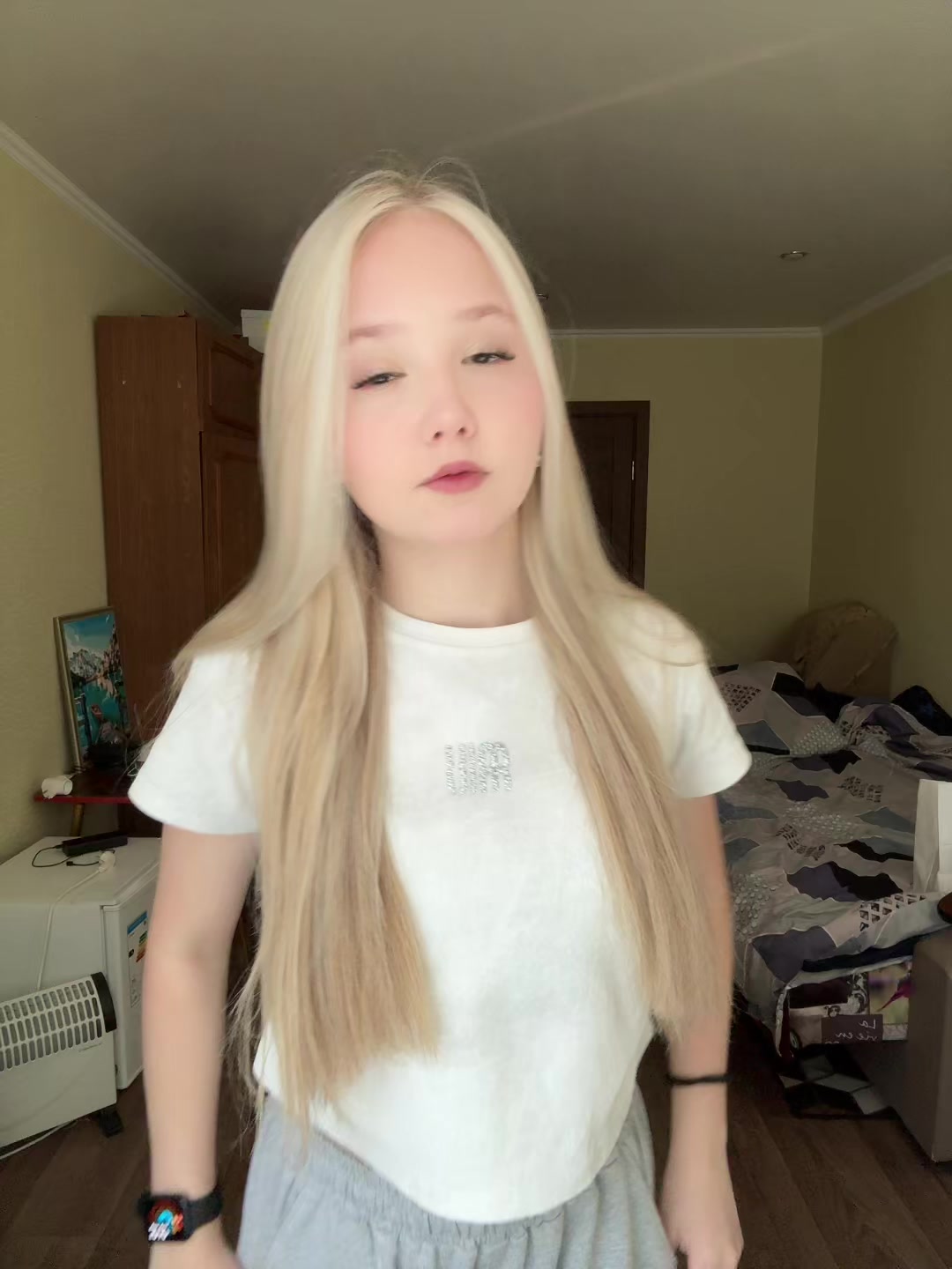 @аделька я