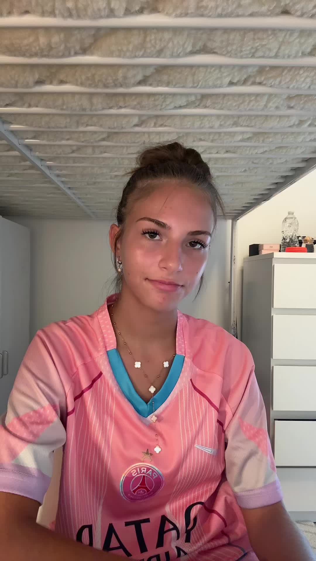 @𝓵𝓮́𝓪🌺
