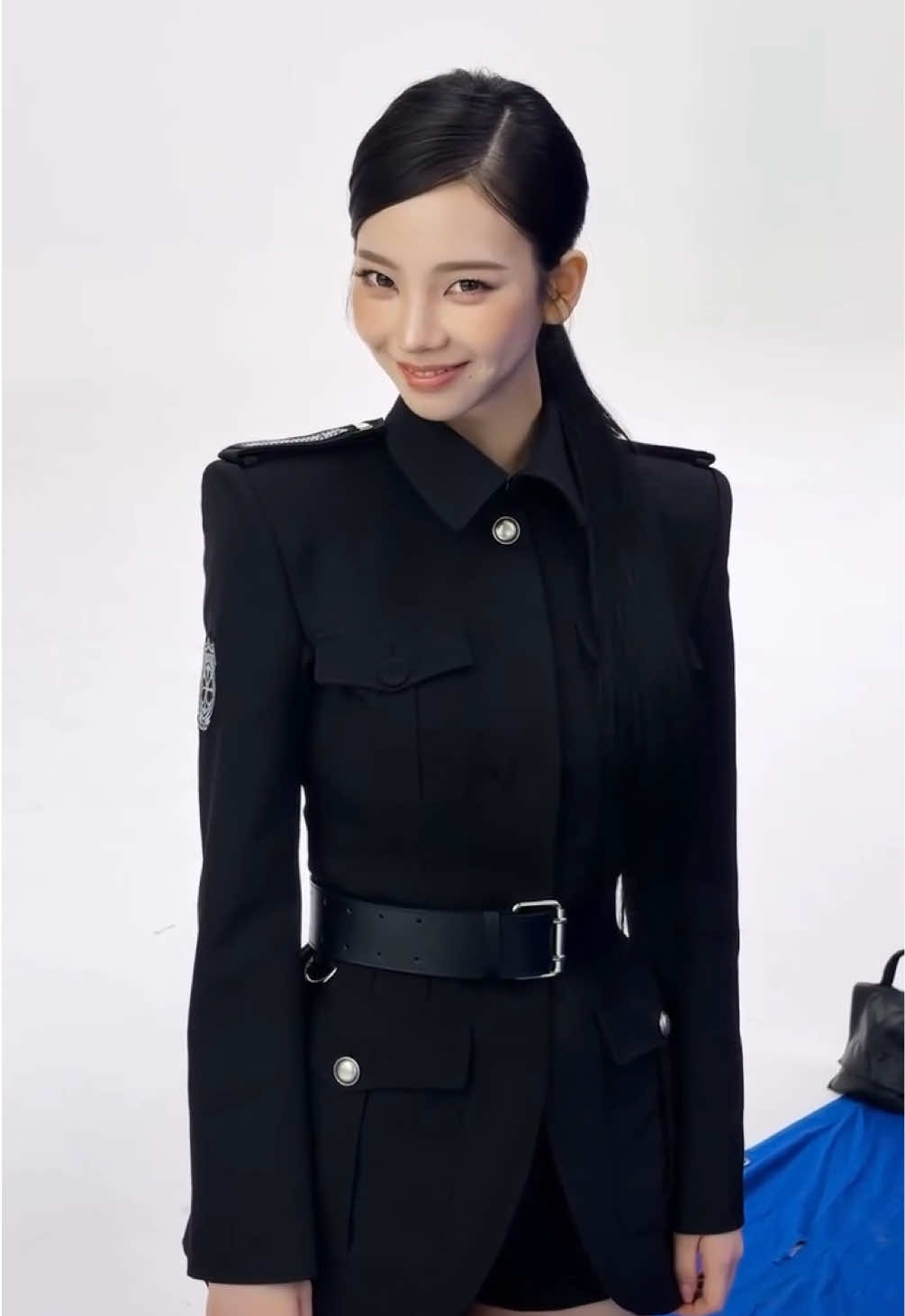 @☺︎