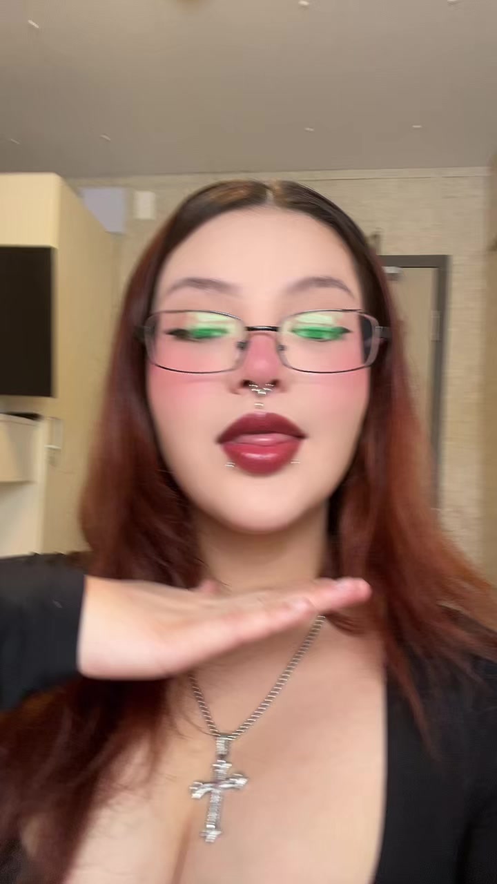 @T