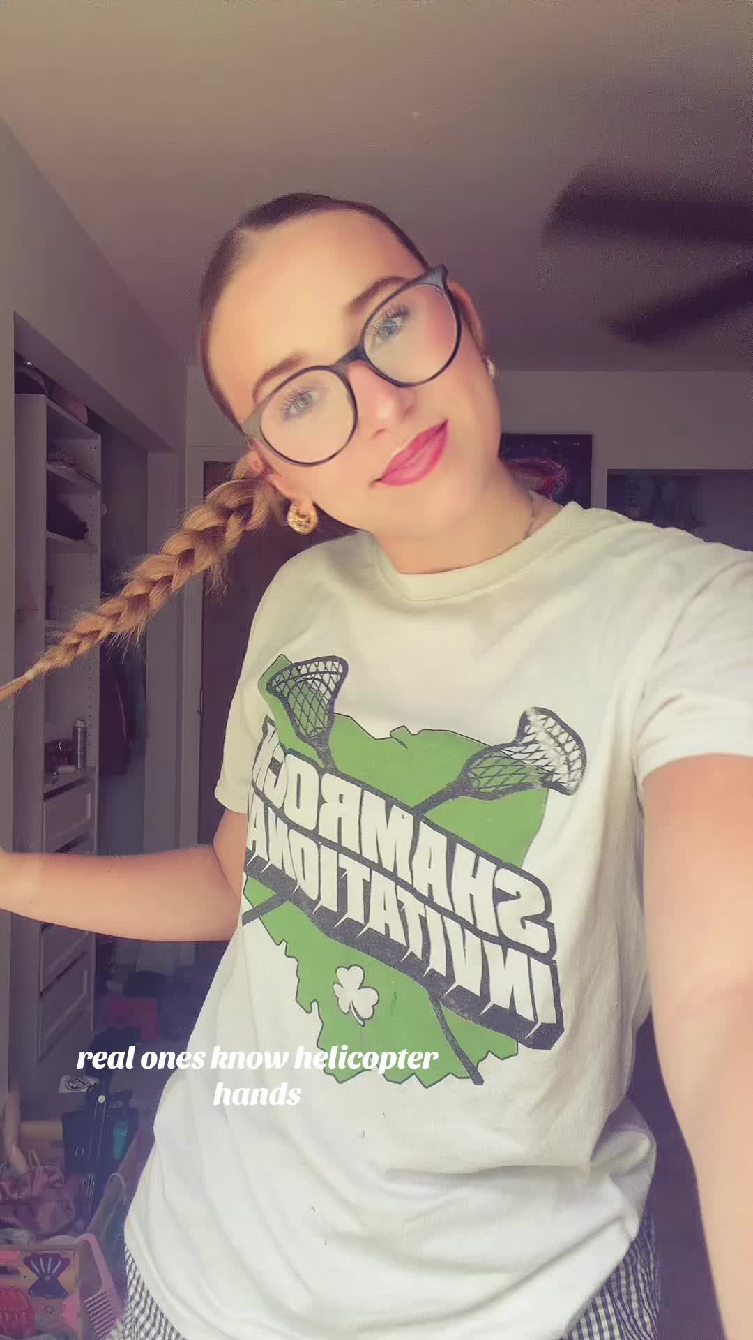 @🦄