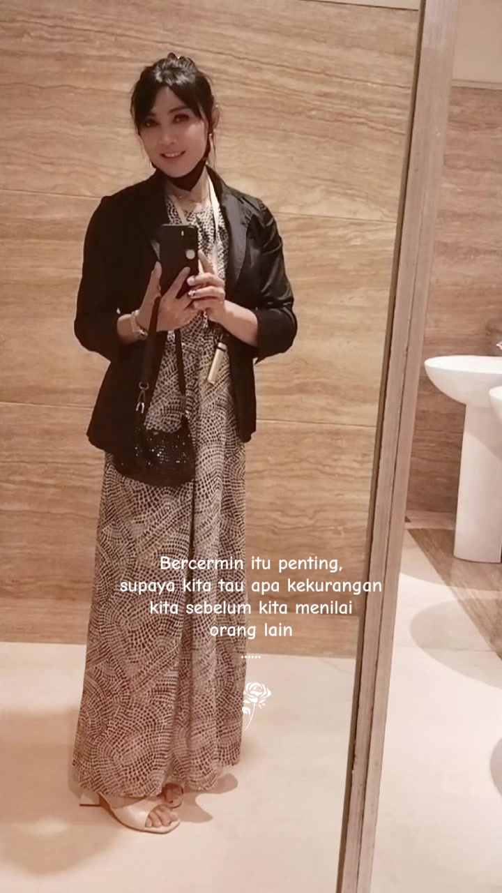 @Ajeng_albuluqqu23