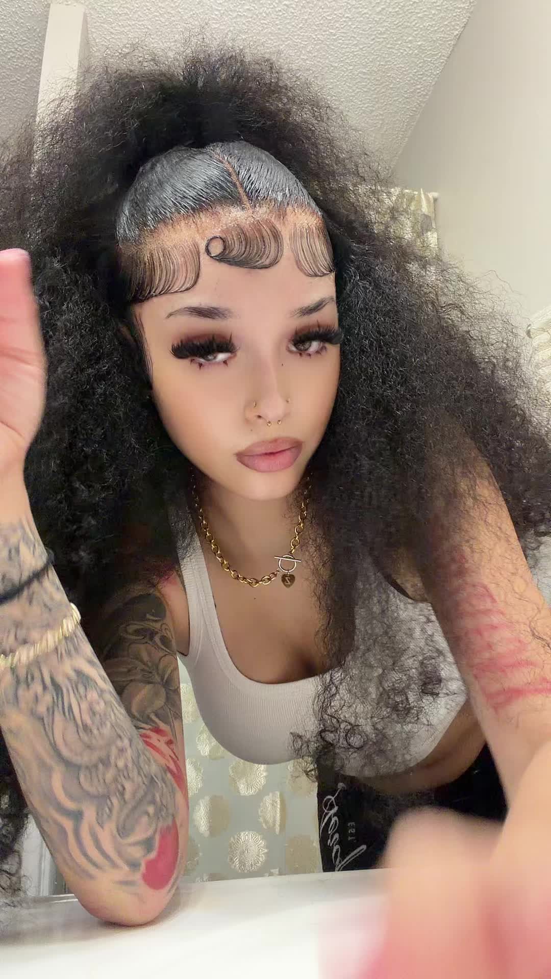 @ZOE ALEXANDRA