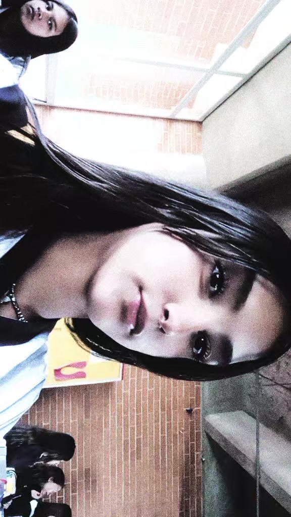 @💕🩷tati👑