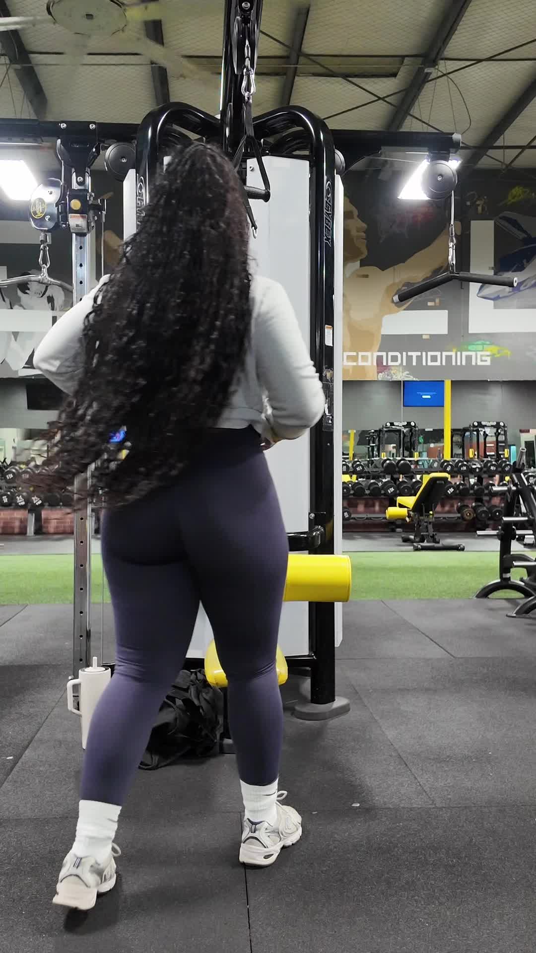 @Sakyra