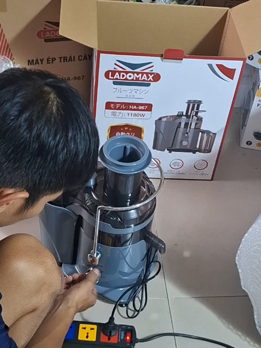 @Không tên