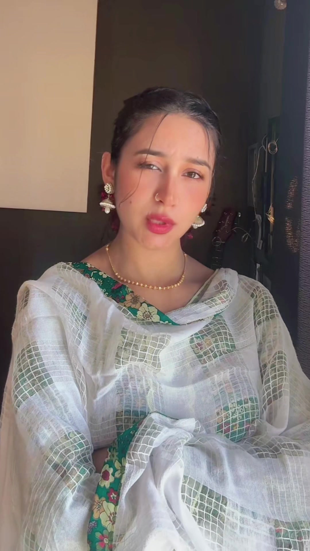 @Jazz_kaur_20
