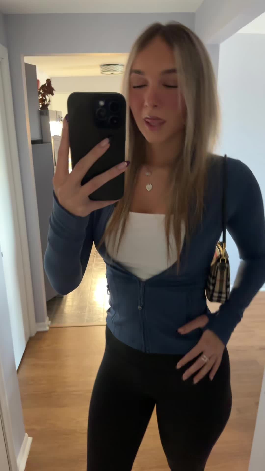 @anna