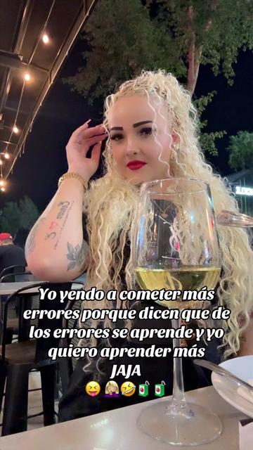 @💛🤍💛Lizzy Rojas💛🤍💛