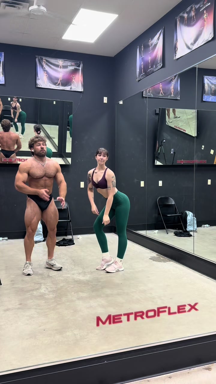@Alex 🦍