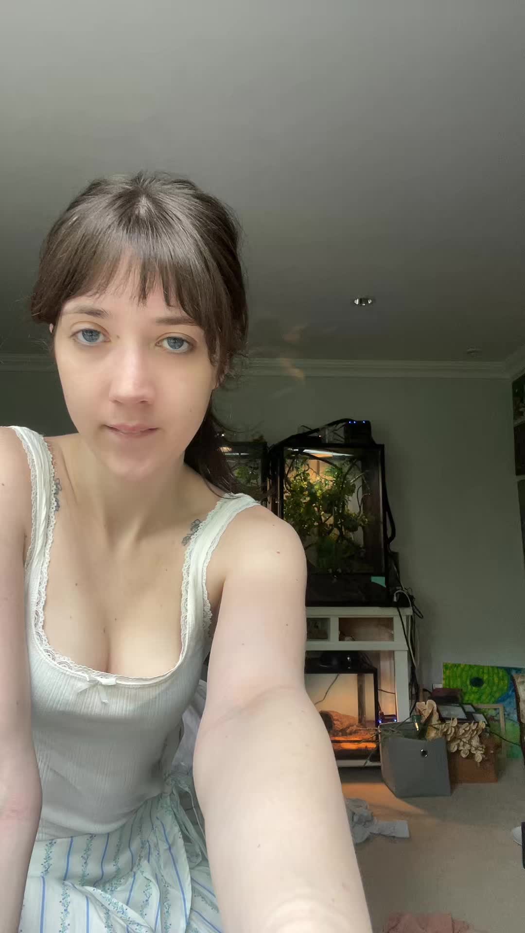 @Isabella