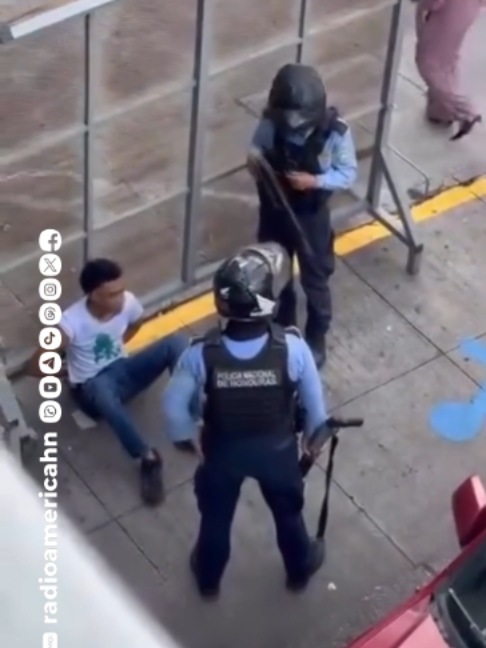 @Radio América Honduras