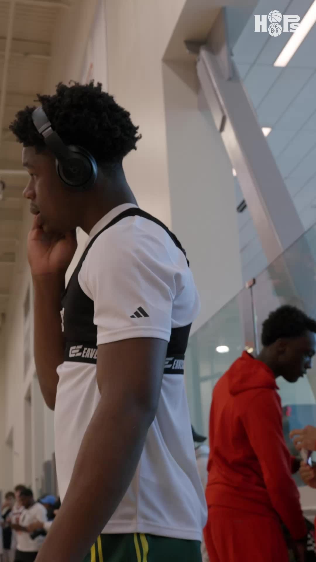 @brhoops