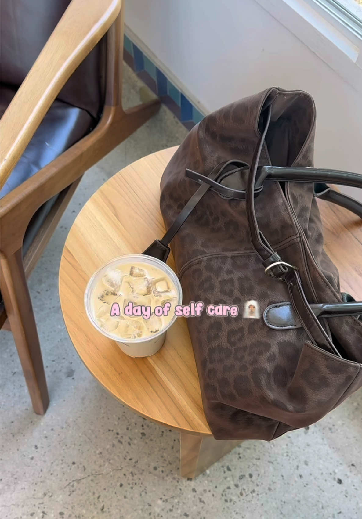 @A 🎀🪞✨