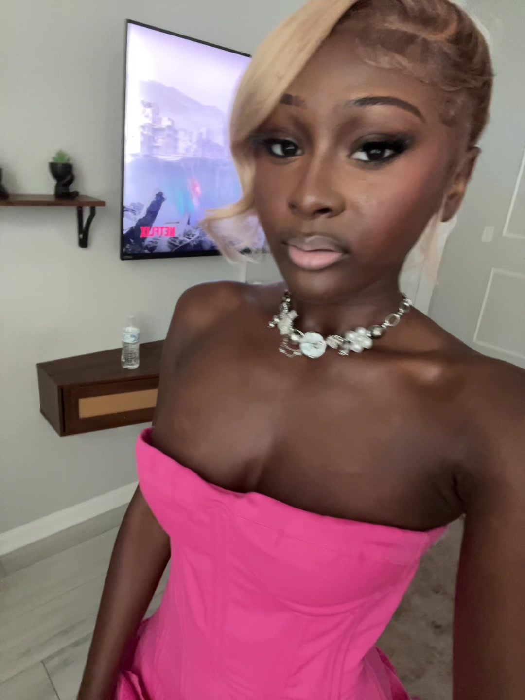 @Destynee