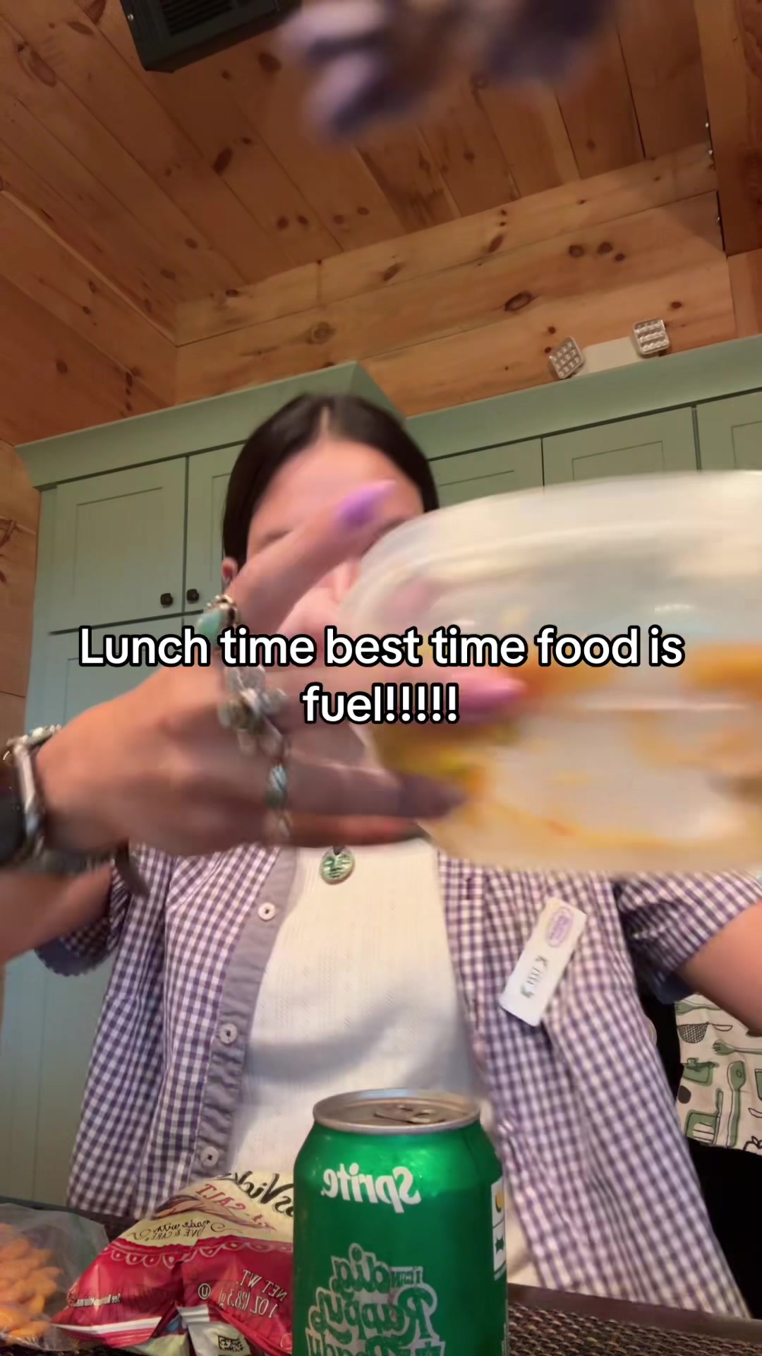 @izzy cheng