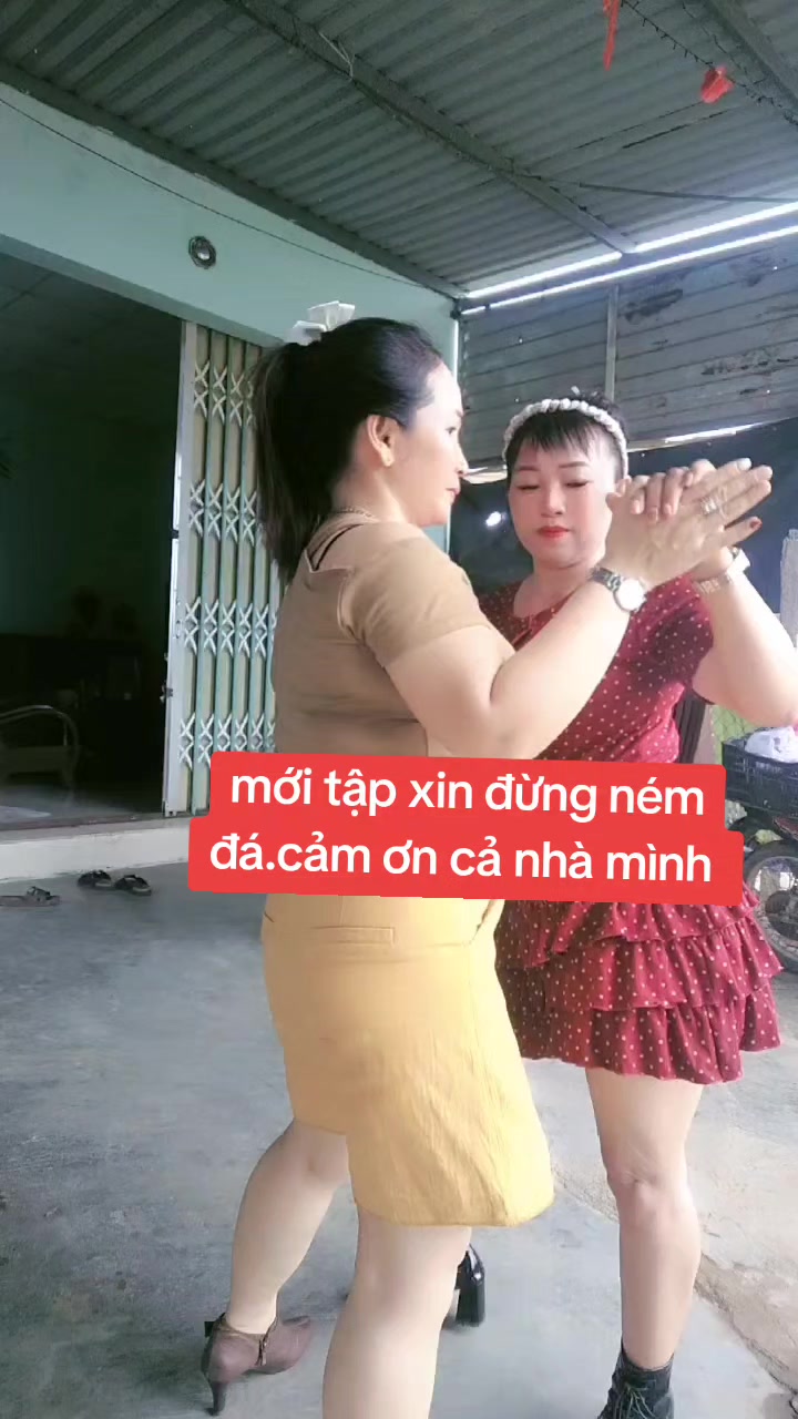 @🆚CÔ HAI NINH THUẬN