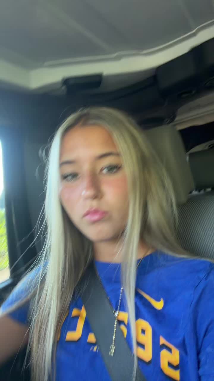 @eliana rie