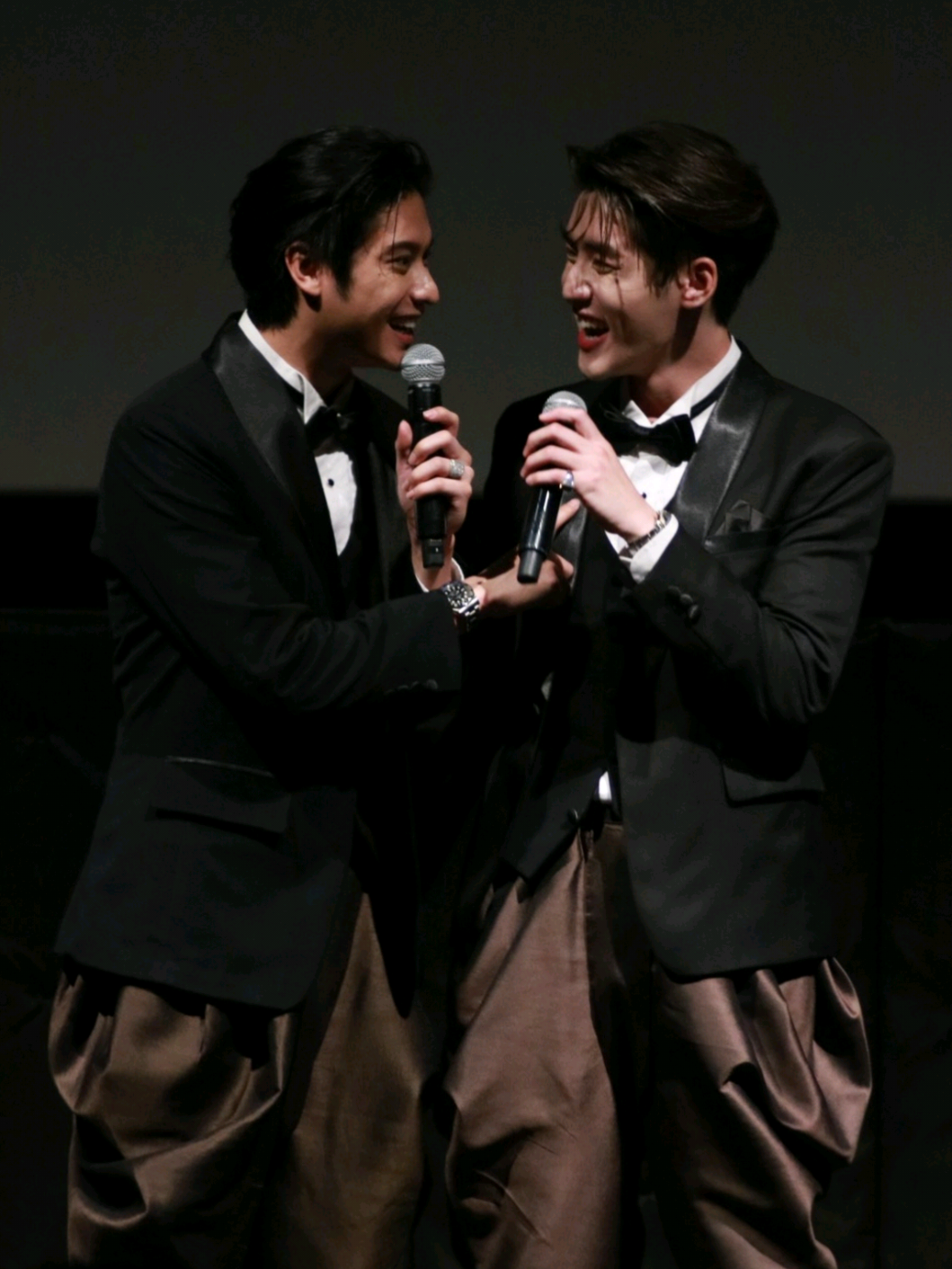 @YS^^