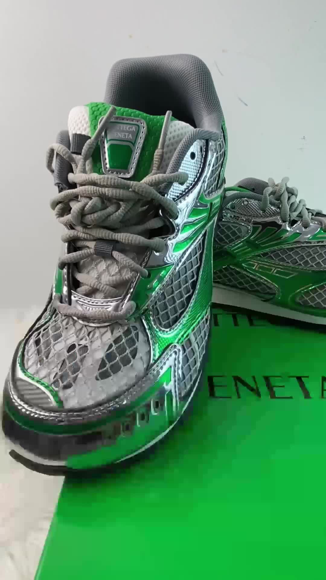 @WBC Shoes Daily
